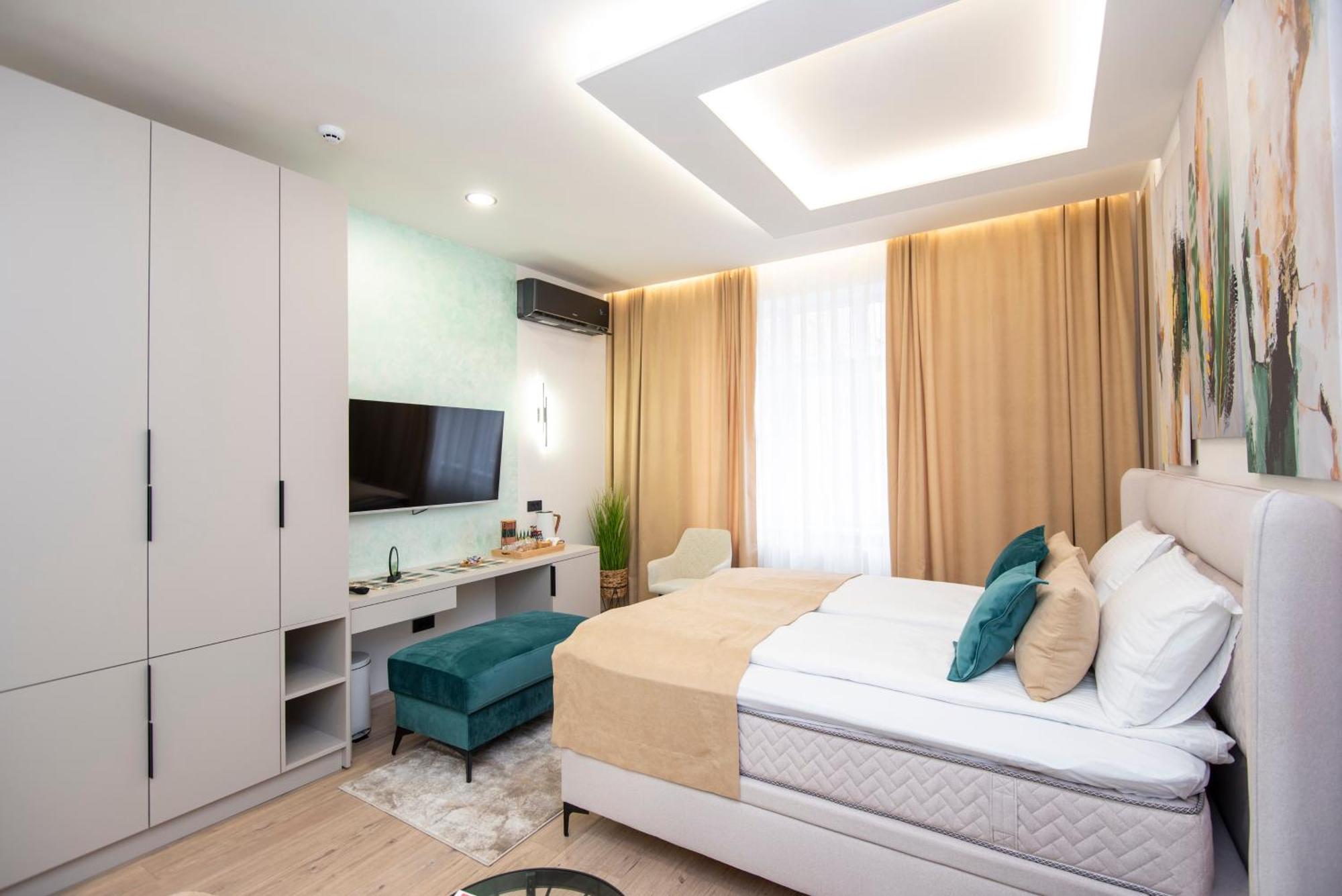 Bella Suites - Garage Parking-Additional Payment-2Min From Apartments *