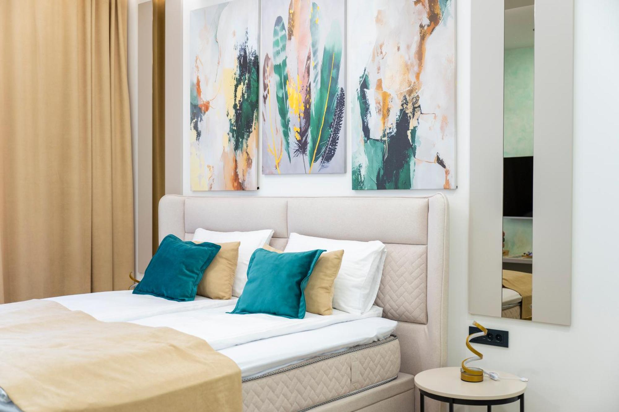 Bella Suites - Garage Parking-Additional Payment-2Min From Apartments Apartment Sarajevo