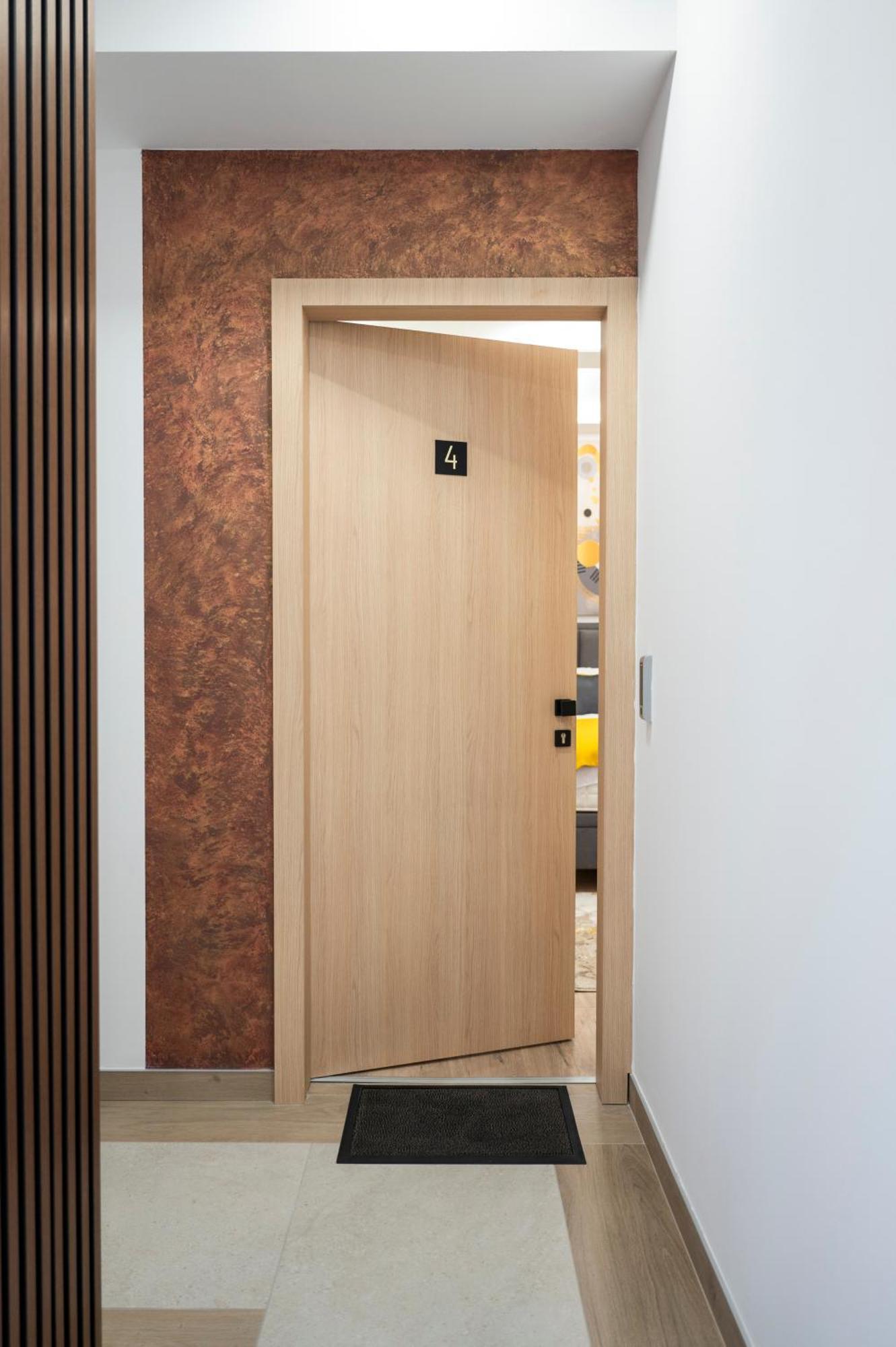 Bella Suites - Garage Parking-Additional Payment-2Min From Apartments Apartman Sarajevo