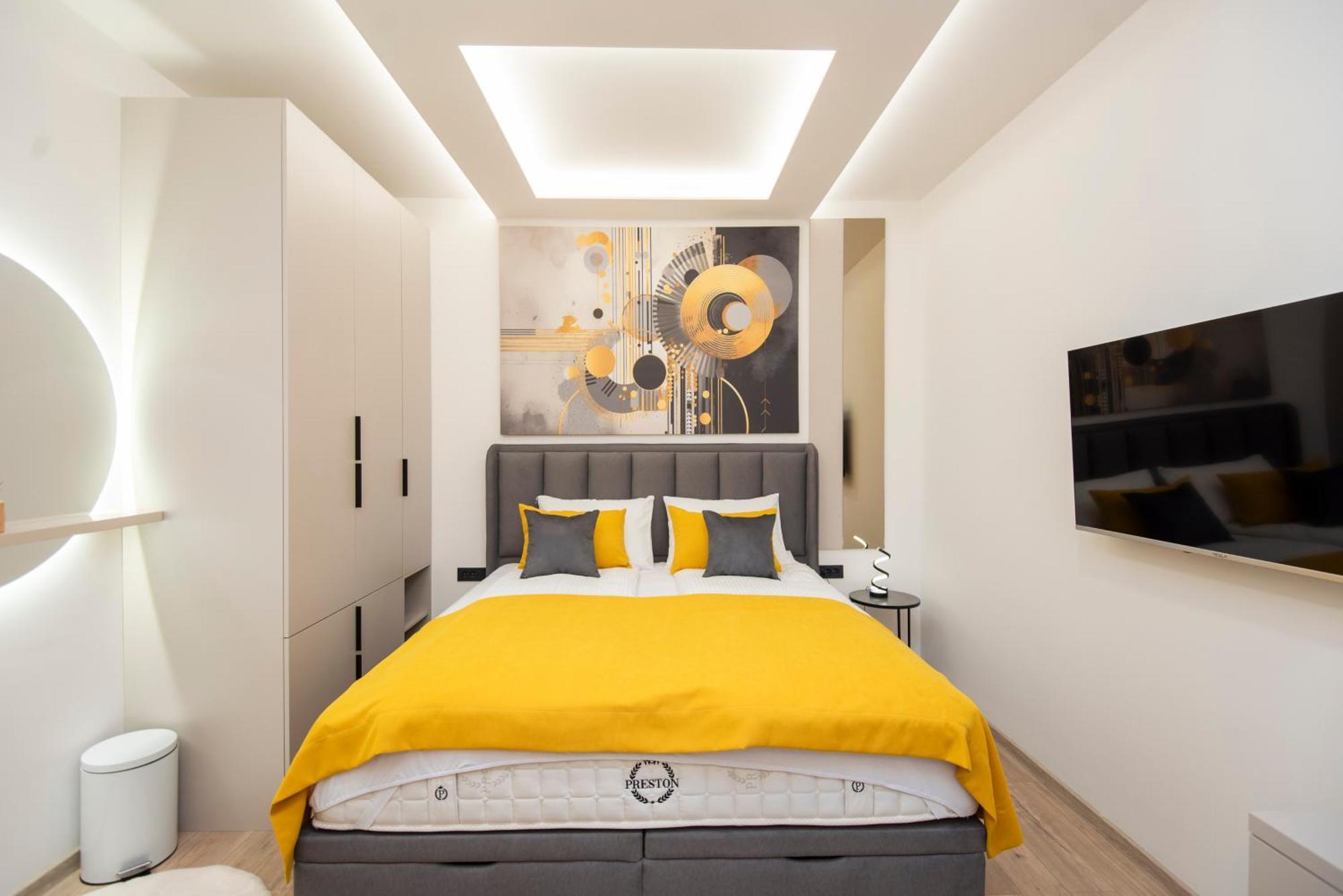 Bella Suites - Garage Parking-Additional Payment-2Min From Apartments *