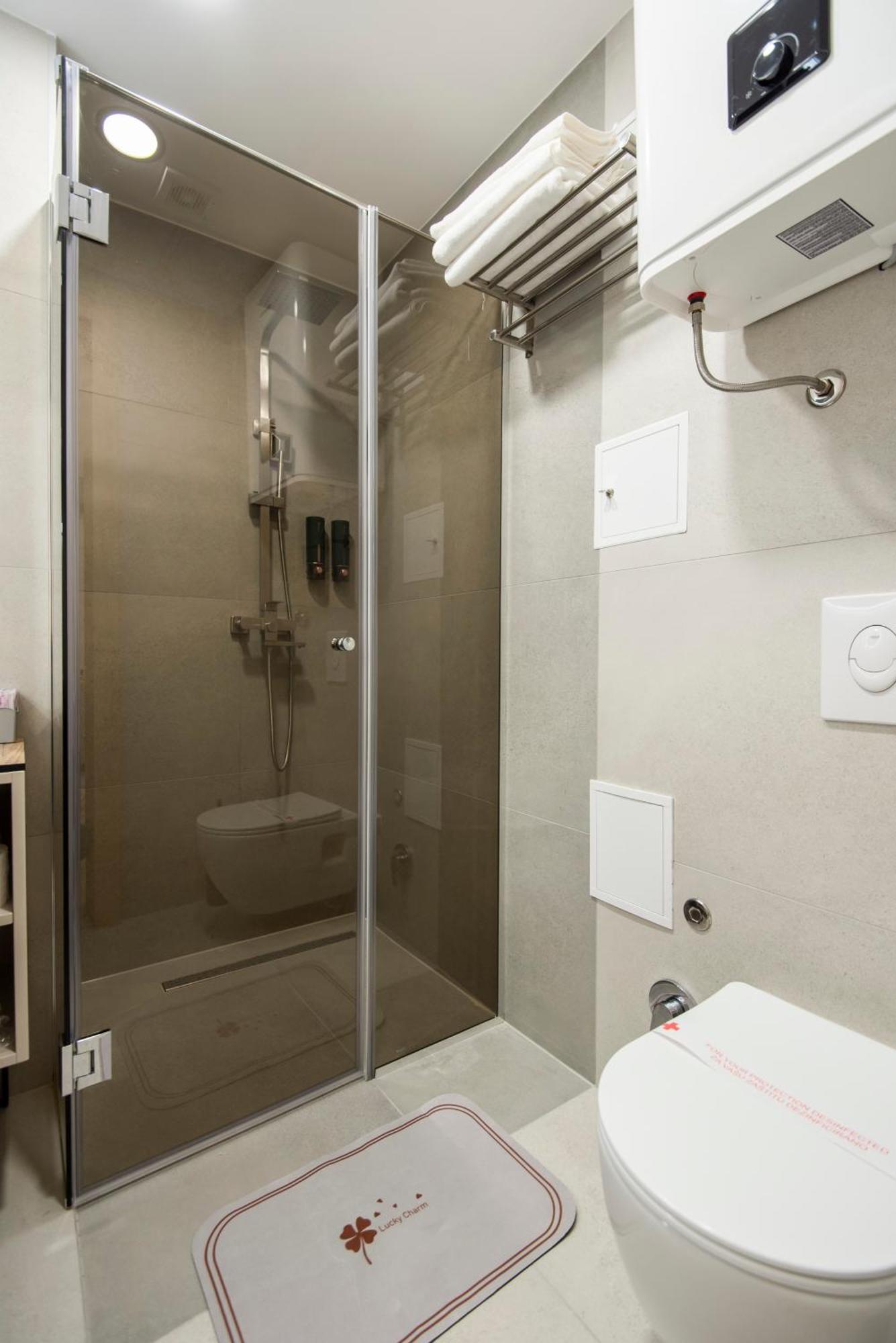 Apartment Bella Suites - Garage Parking-Additional Payment-2Min From Apartments Sarajevo