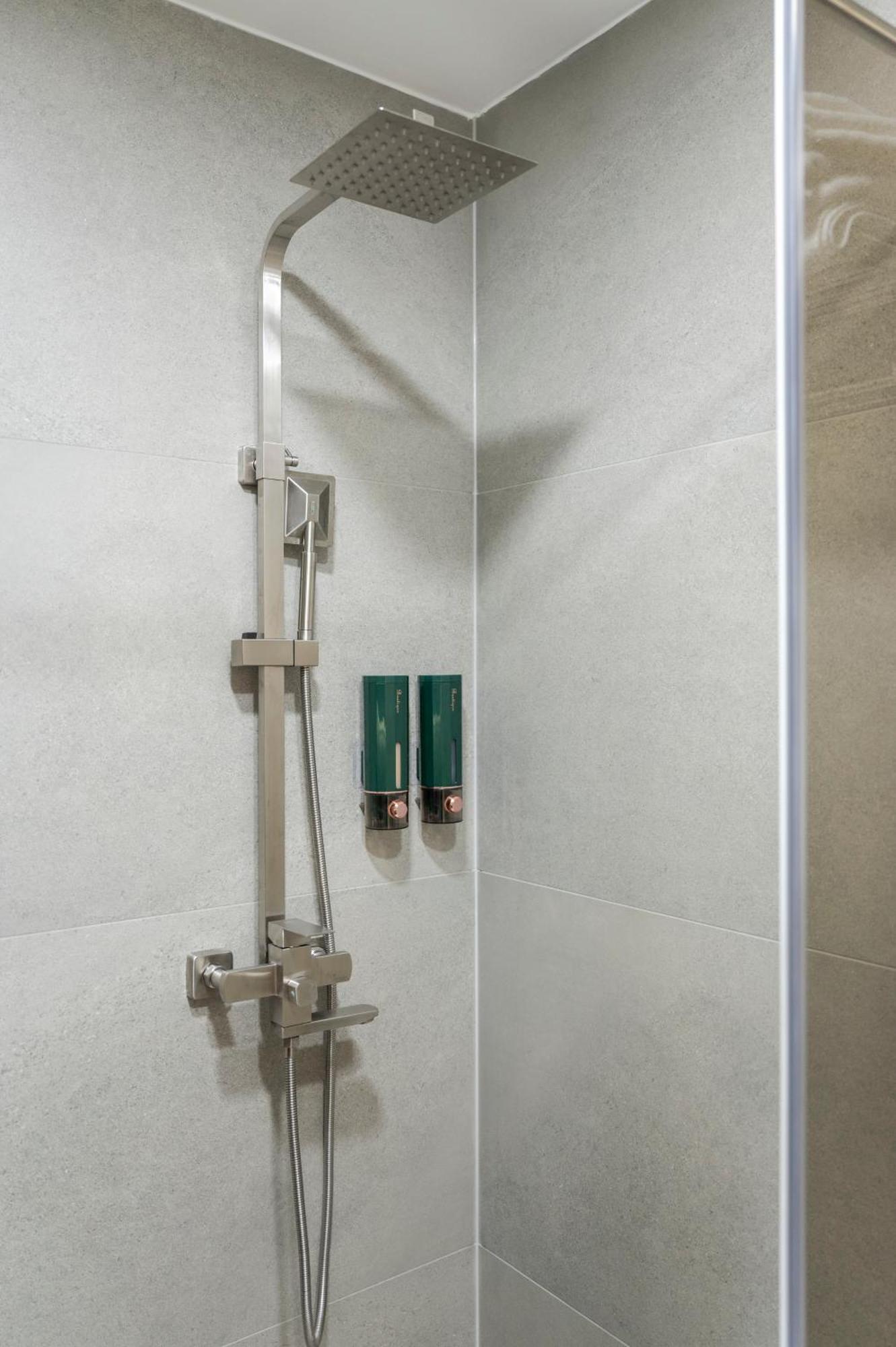 Apartman Bella Suites - Garage Parking-Additional Payment-2Min From Apartments Sarajevo