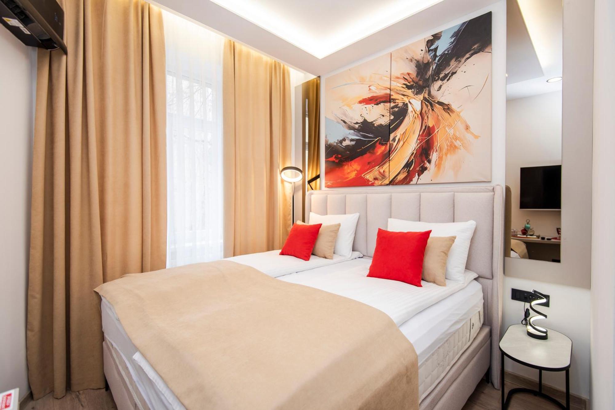 Bella Suites - Garage Parking-Additional Payment-2Min From Apartments