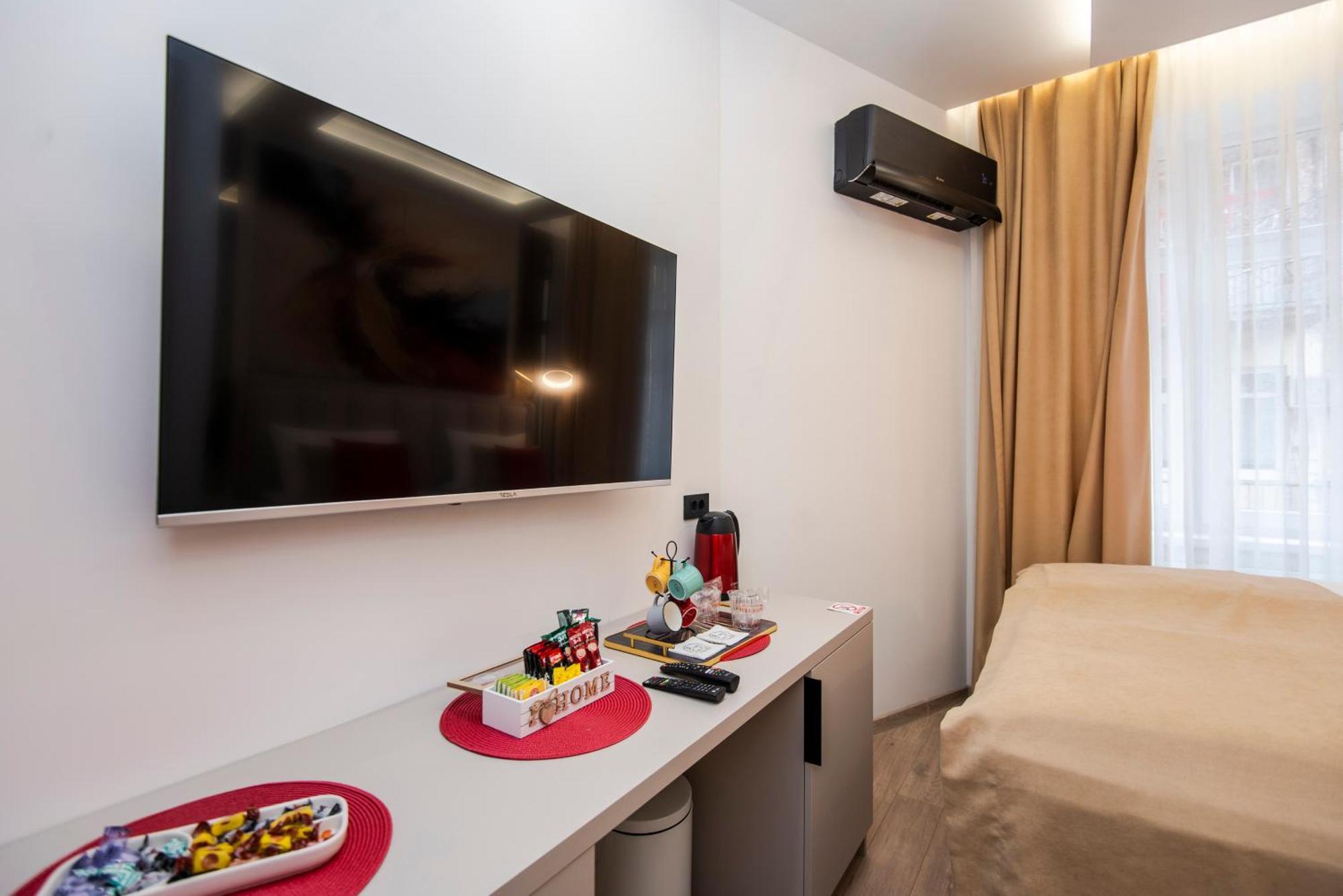 Bella Suites - Garage Parking-Additional Payment-2Min From Apartments *